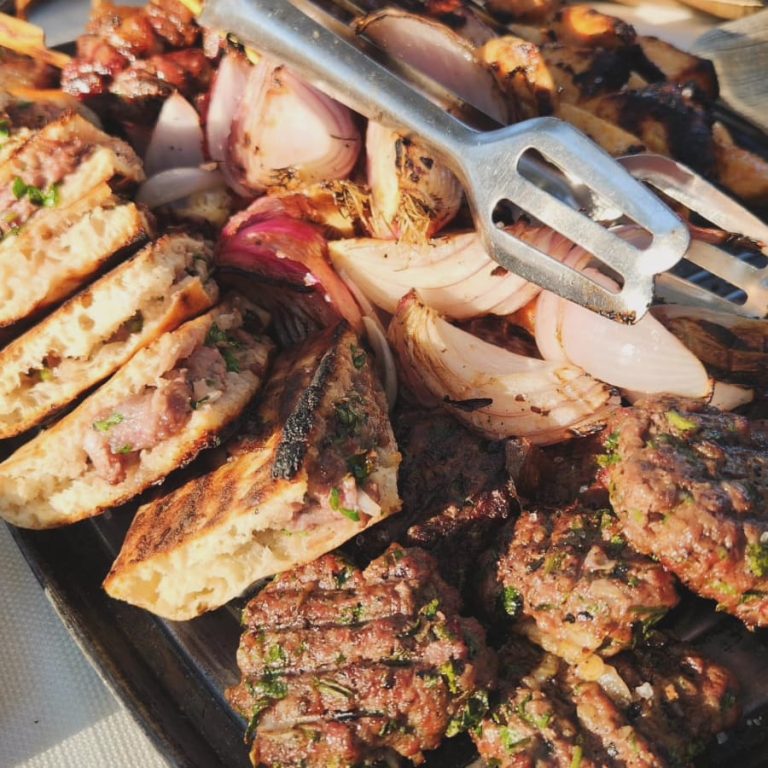 עראיס עסיסי של מצוק